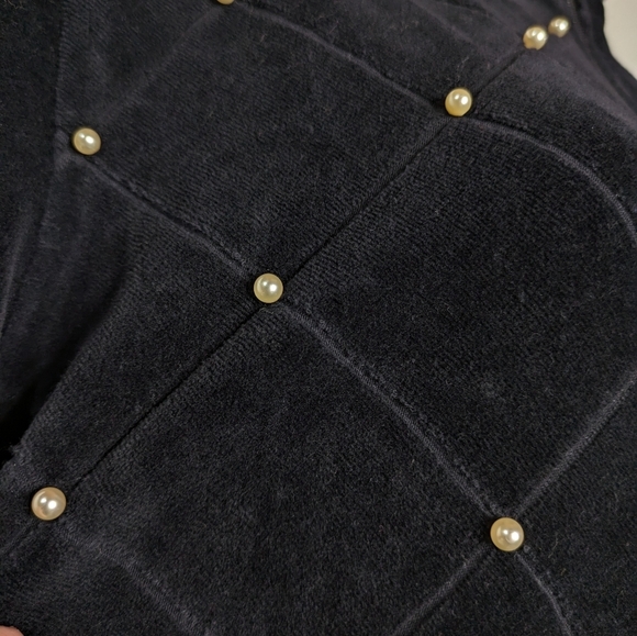 Vintage Saks Fifth Folio Collection Black Velvet Pearl Accent Zip Up Jumpsuit M - Picture 3 of 11
